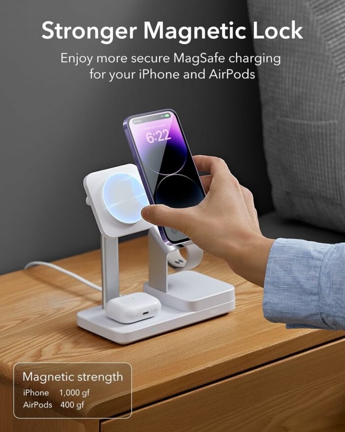 ESR 5 in 1 Magsafe charger has strong magnetic lock